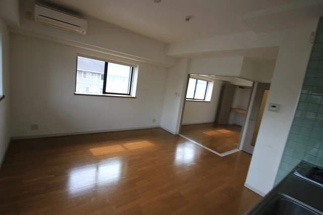 アヴニール五軒屋