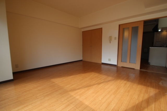 アンソレイユ舟入南