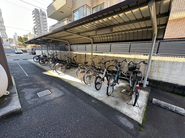 アンソレイユ舟入南