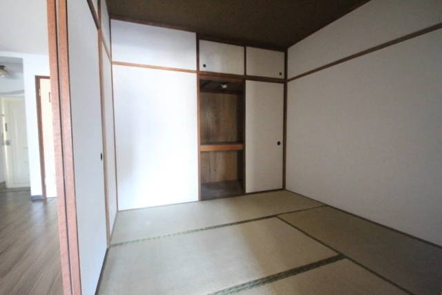 ブランドール ナルミ