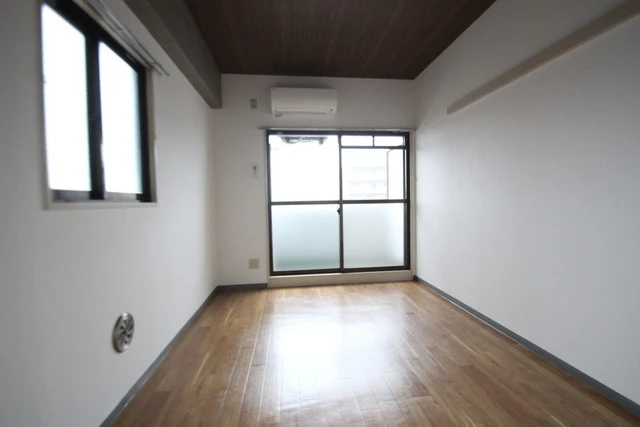 ウィンディア海老園