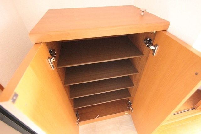 XーSELLヒラモト平和大通り