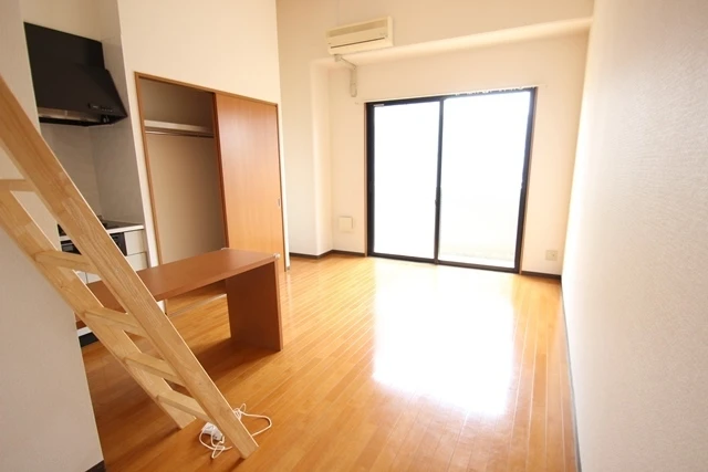 XーSELLヒラモト平和大通り