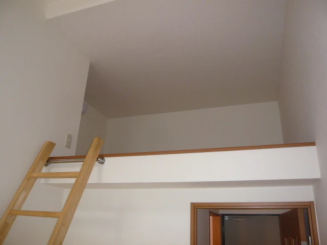 XーSELLヒラモト平和大通り