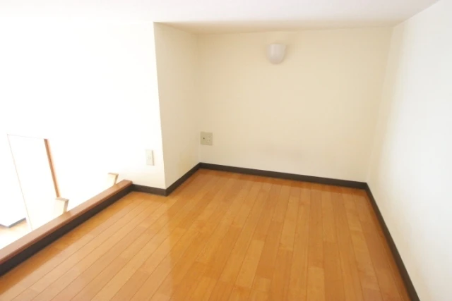 XーSELLヒラモト平和大通り