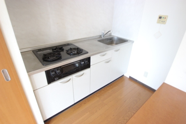 XーSELLヒラモト平和大通り