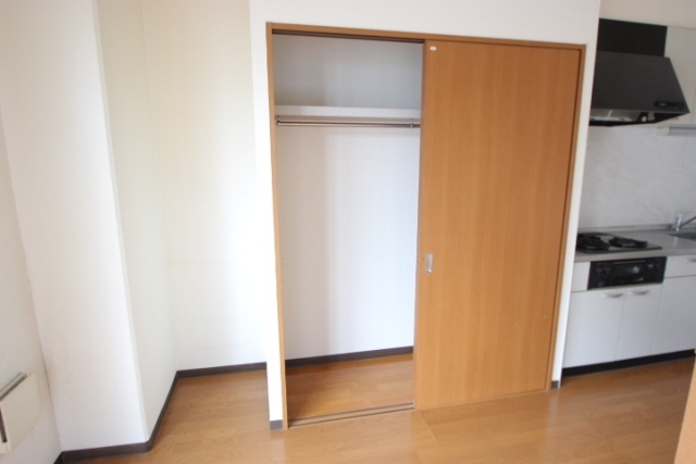 XーSELLヒラモト平和大通り