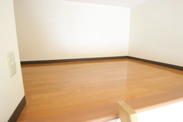 XーSELLヒラモト平和大通り