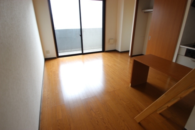 XーSELLヒラモト平和大通り