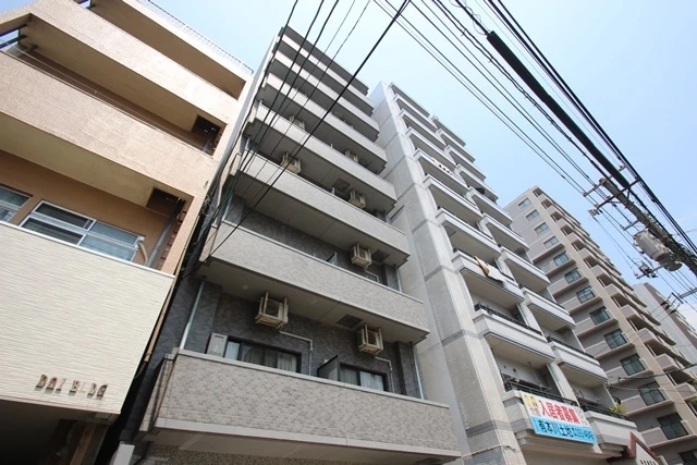 XーSELLヒラモト平和大通り