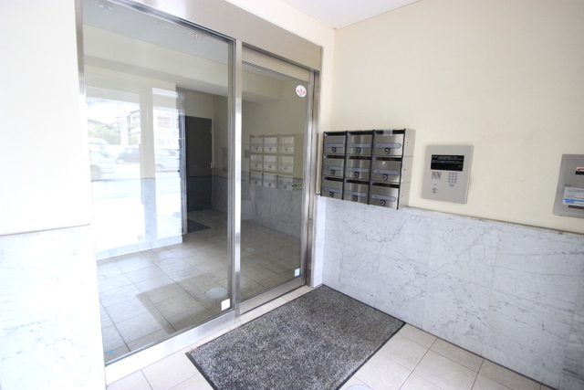 XーSELLヒラモト平和大通り