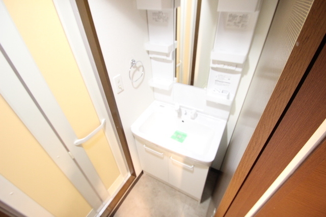 エスペランサ西原