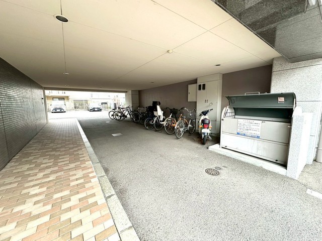 エスペランサ西原