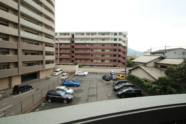 エスポワールムラタ