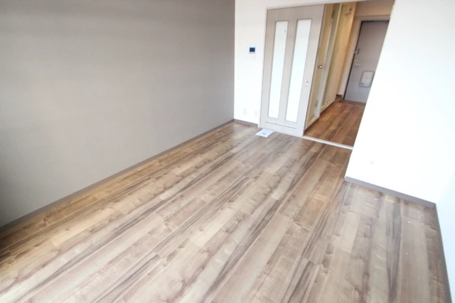 エスポワールムラタ