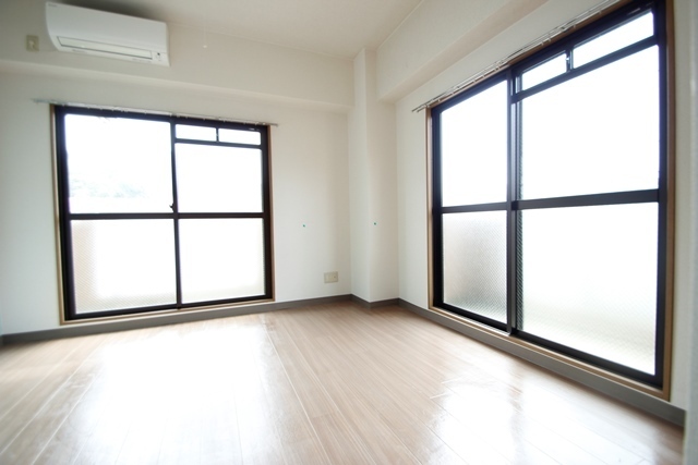 エトワール河地