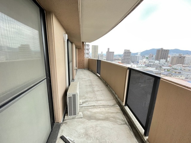 エラーヴル楽々園