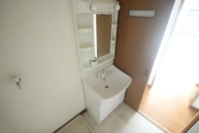 エラーヴル楽々園