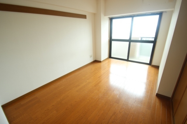 エラーヴル楽々園