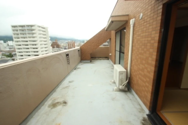 エラーヴル楽々園