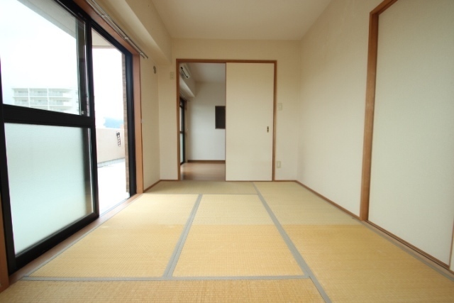 エラーヴル楽々園