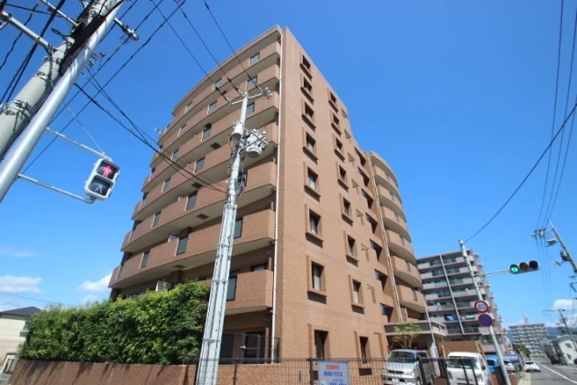 エラーヴル楽々園