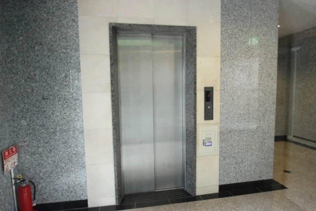 エラーヴル楽々園