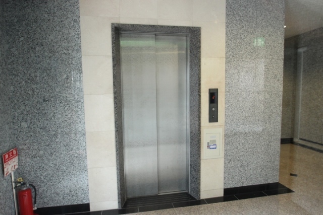 エラーヴル楽々園