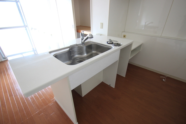 カルチェ・ヴェールE棟