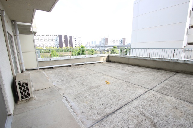 カルチェ・ヴェールE棟