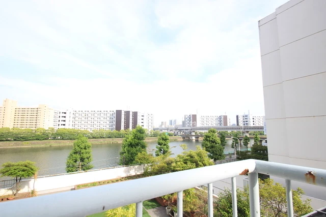 カルチェ・ヴェールE棟