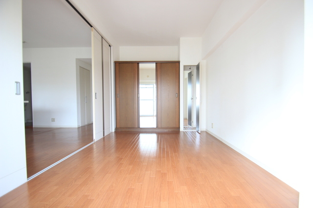 カルチェ・ヴェールE棟