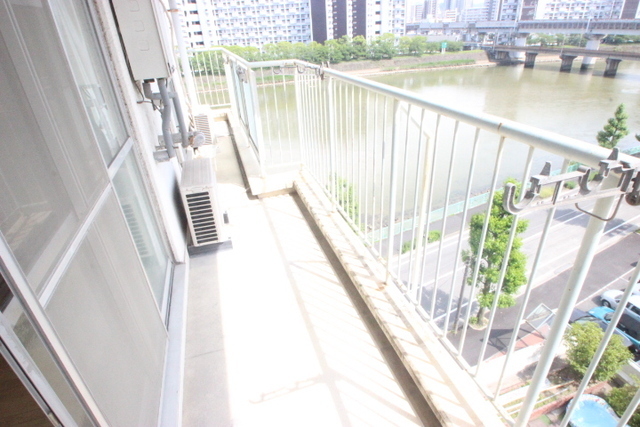 カルチェ・ヴェールE棟