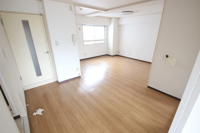 カルチェ・ヴェールS棟