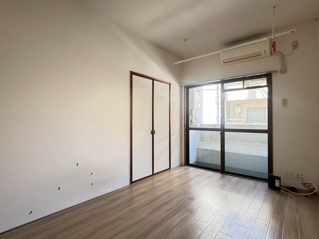 キャッツアイ本川