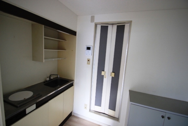 キャッツアイ本川