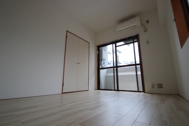 キャッツアイ本川