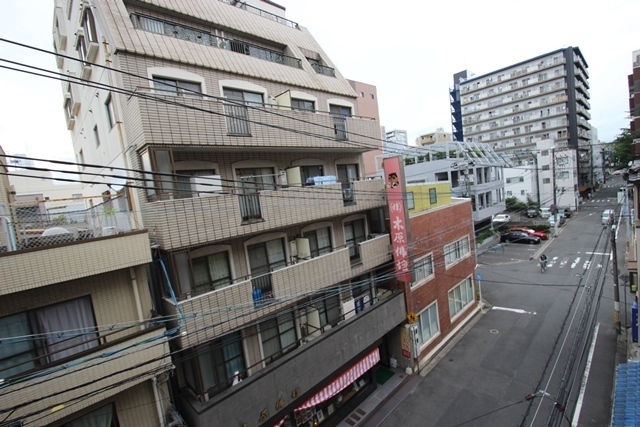 キャッツアイ本川