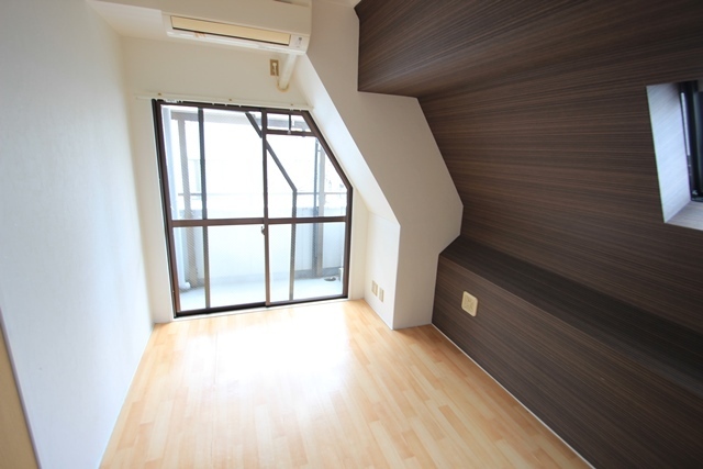 キャッツアイ本川