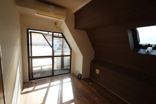 キャッツアイ本川