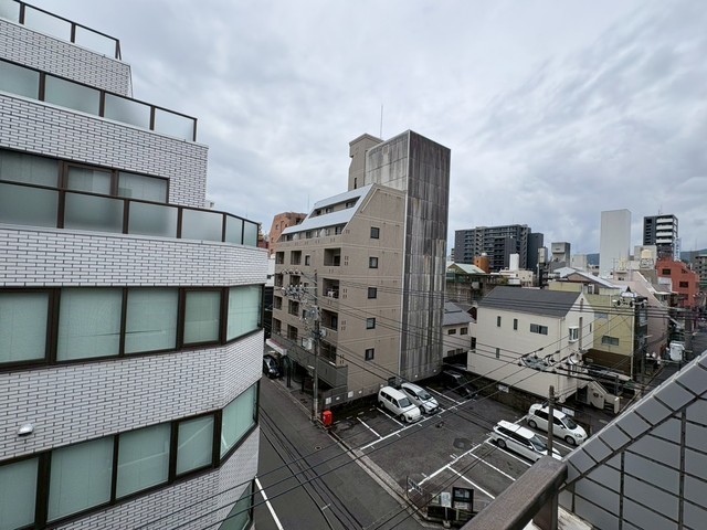 キャッツアイ本川