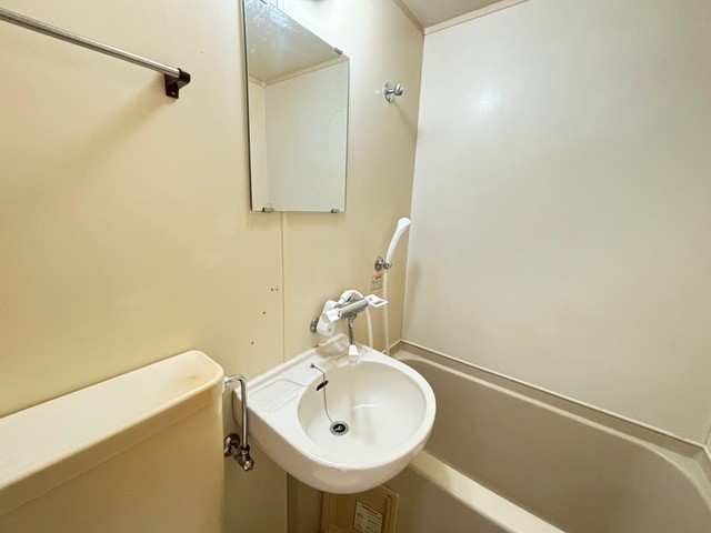 クレスト住吉A棟