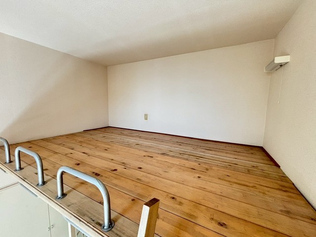 クレスト住吉A棟