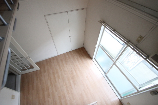 クレスト住吉A棟