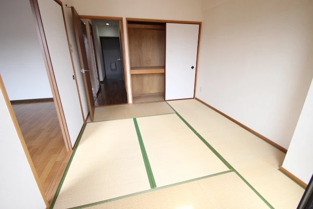 グラビスコート福本