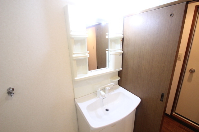 グラビスコート福本