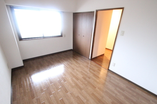 グラビスコート福本