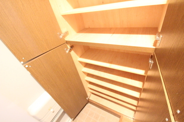 グラビスコート福本