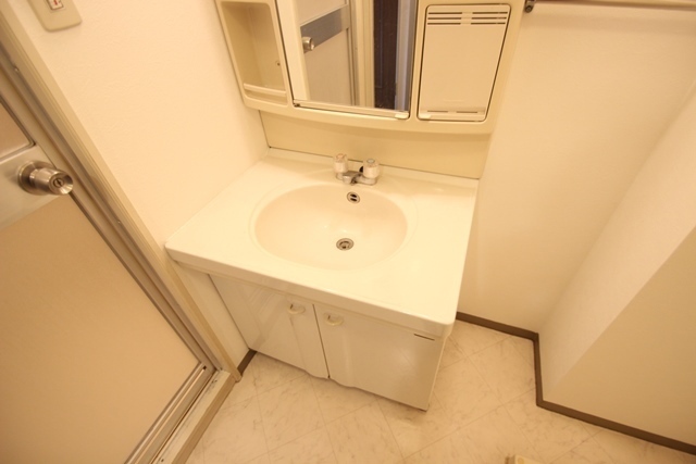 グランディール三篠