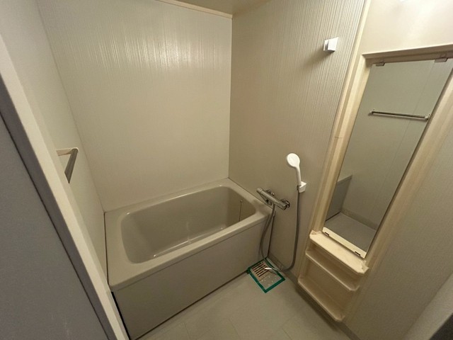 グローバルハイツ